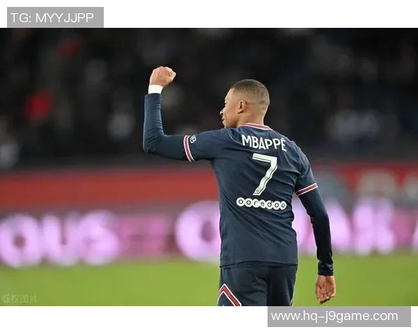 莫斯科迪纳摩与喀山红宝石的精彩对决引发球迷热议 莫斯科迪纳摩与喀山红宝石的精彩对决引发球迷热议